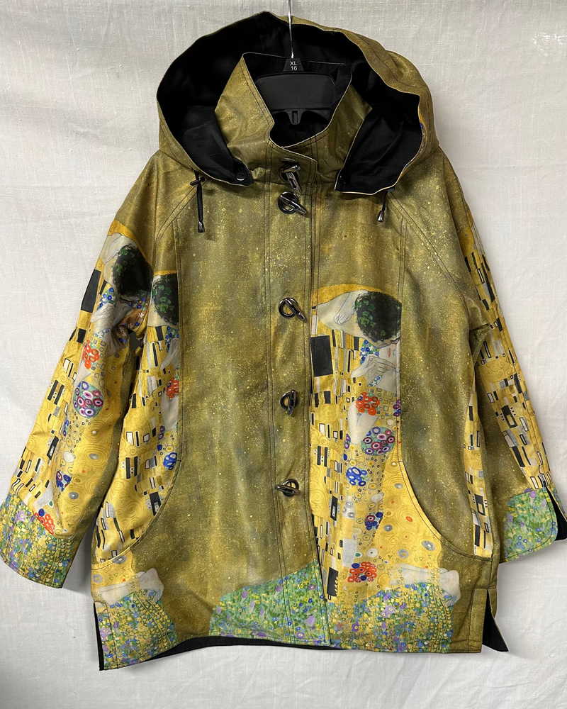 Oopéra Ladies' Reversible Gustav Klimt "The Kiss" - L and L Stuff