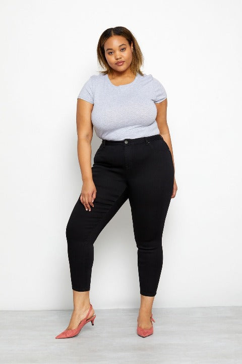 1822 Denim Plus Butter 28" High Rise Ankle Skinny In Wynter Black - L and L Stuff