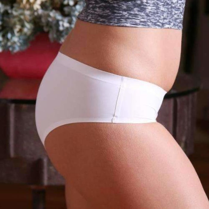 https://l-and-l-stuff.com/cdn/shop/products/coobie-womens-super-stretch-smooth-edge-bikini-panties-breathable-fabric-full-size-ladies-laidies-mother-l-and-stuff-undergarment-briefs-clothing_685_700x700.jpg?v=1710874763